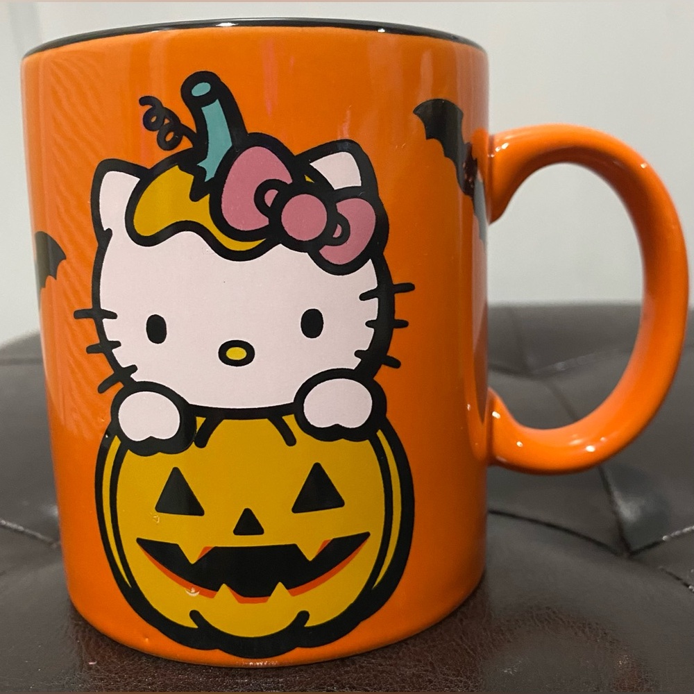 Sanrio Hello Kitty Happy Halloween Orange Pumpkin Mug
